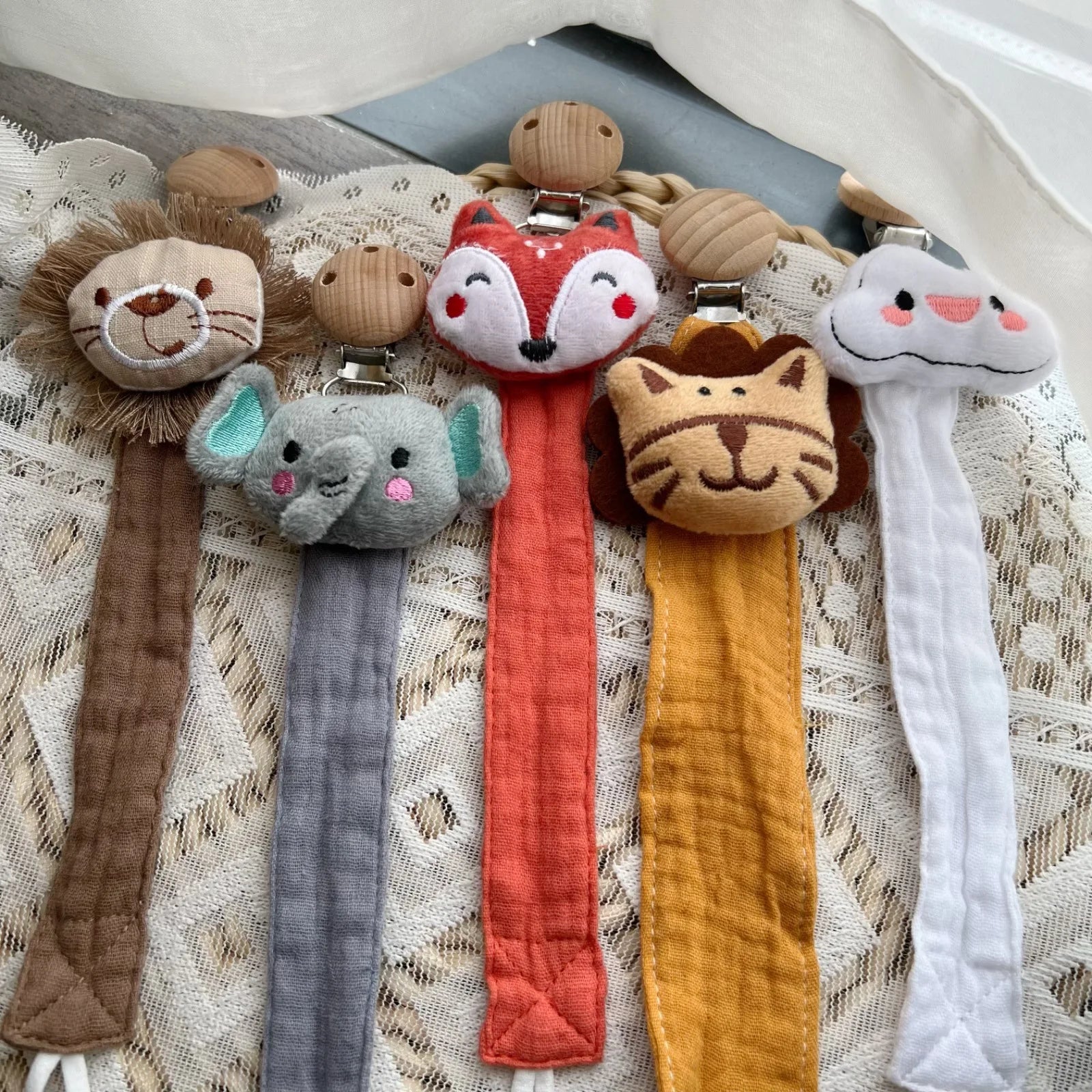 New Baby Pacifier Clip Chain Dummy Holder for Nipple Clip Newborn Cartoon Animal Nipple Chains Birthday Shower Gift for