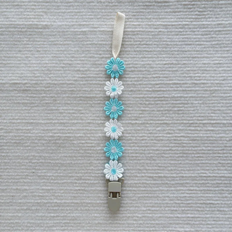 Little Daisy Pacifier Clips Baby Pacifier Anti-drop Chain Toddler Dummy Clip Nipple Holder Baby Shower Gift Baby Accessories