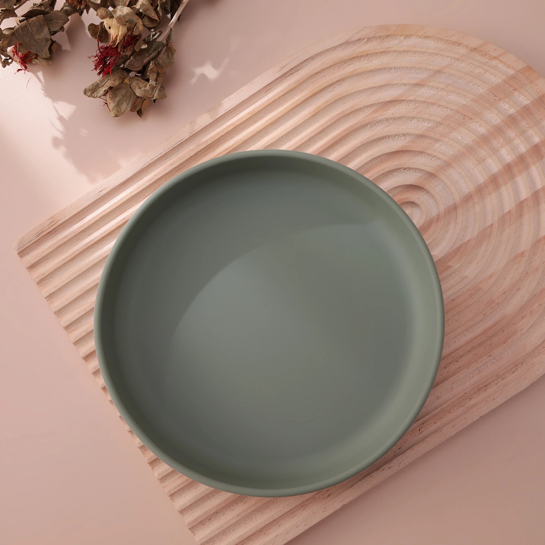 Color Kids 1PCS Food Grade Silicone Baby Plate Anti-Slip Sucker Dishes Toddler Feeding Bowl BPA Free Newborn Accessories